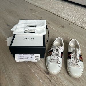 Gucci ace Embroidered Loved Sneakers Red Blue35+